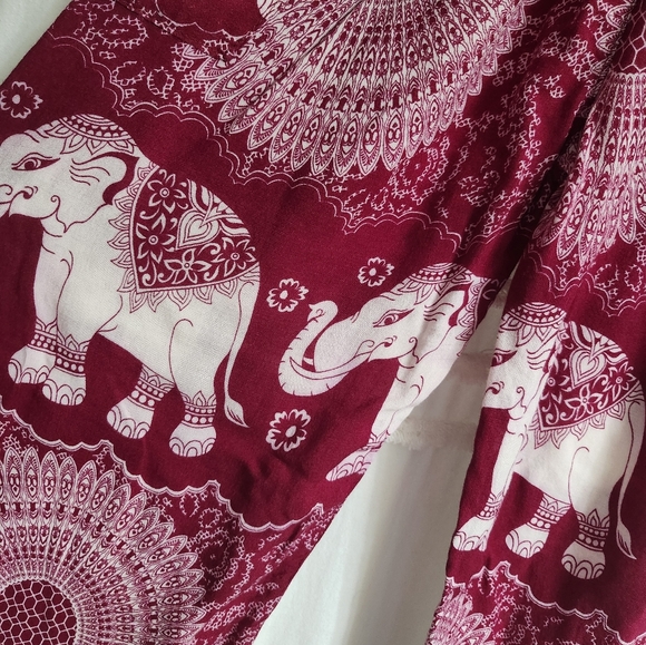 Like new, comfy, baggy, Rayon pants. Xs - Picture 5 of 8